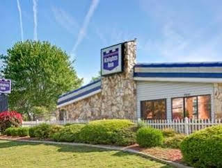 Knights Inn Charlotte South Пайнвил Екстериор снимка